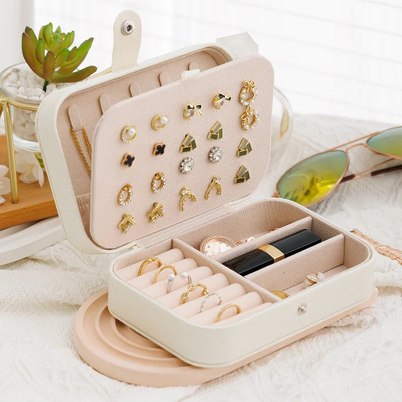 Elegant Portable Jewelry Organizer - Travel Case for Rings, Earrings & Necklaces | Go-to Gear