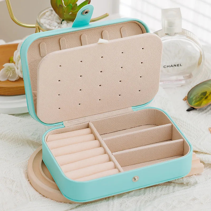 Elegant Portable Jewelry Organizer - Travel Case for Rings, Earrings & Necklaces | Go-to Gear